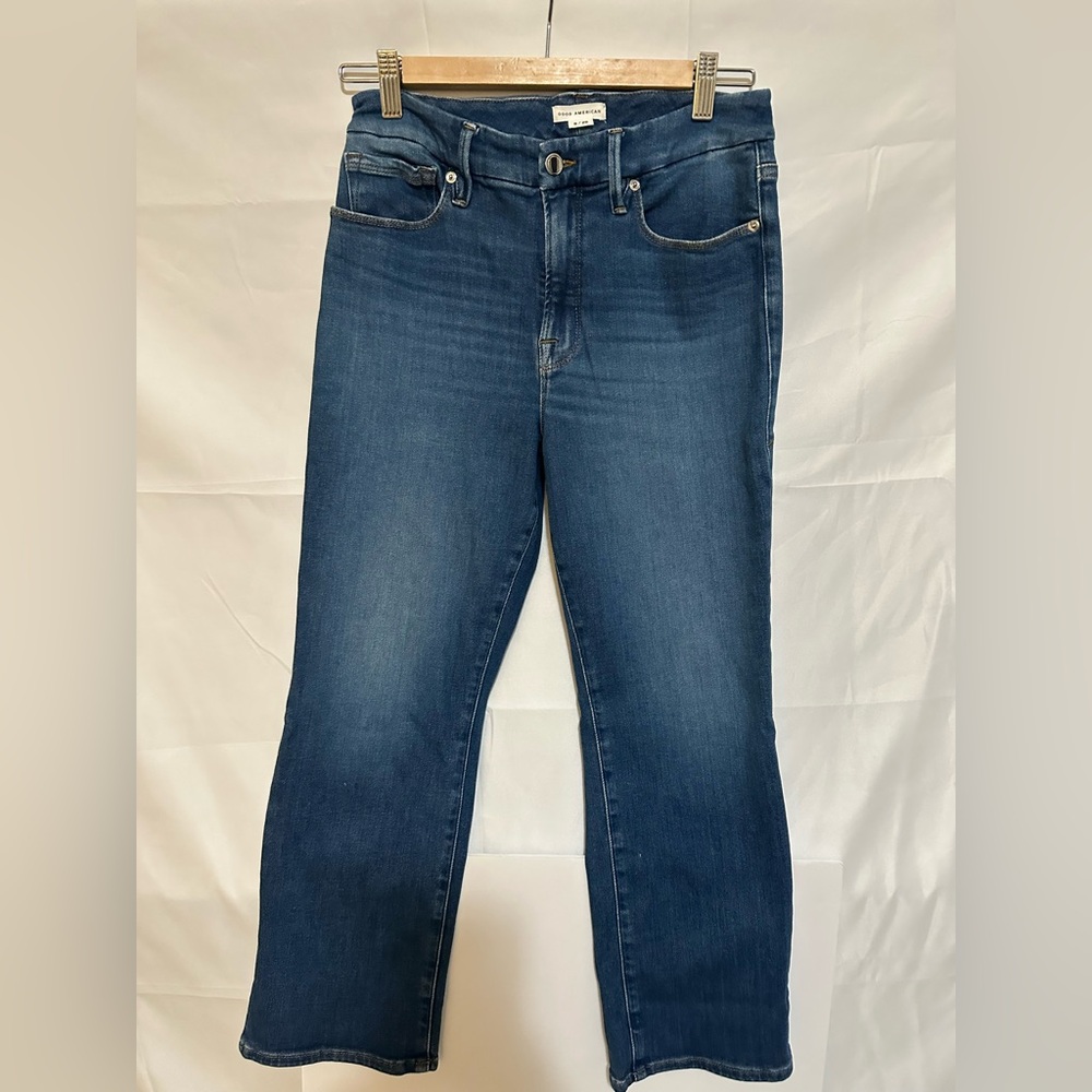 Good American Flare Jeans in Dark Blue Denim